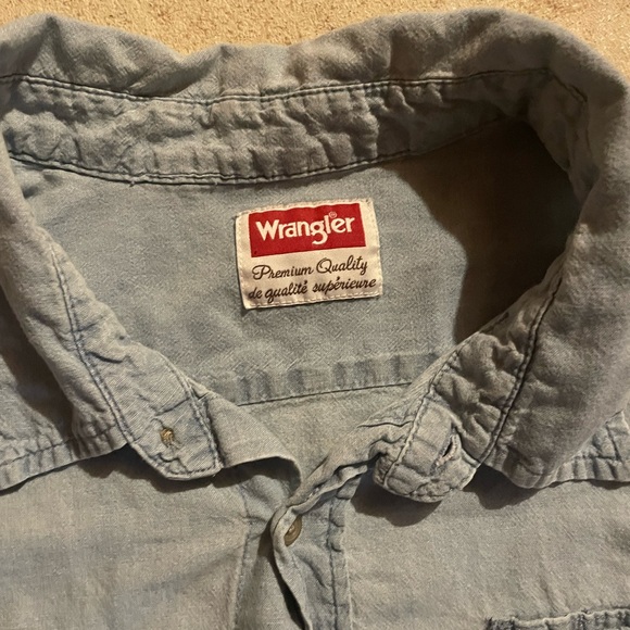 Wrangler Denim styled shirt - Picture 2 of 2